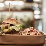 Isabella Living Apartament *