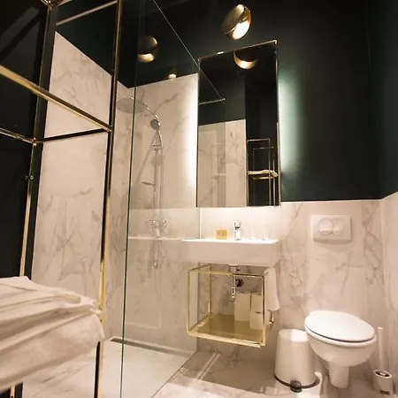 Isabella Living Apartment *