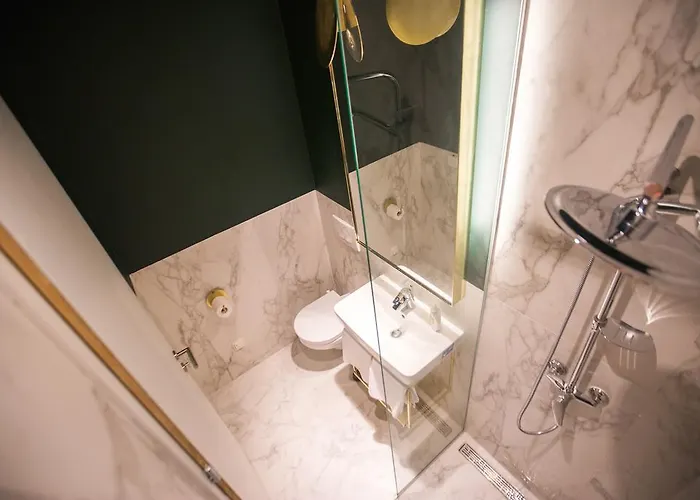 Isabella Living * מריבור